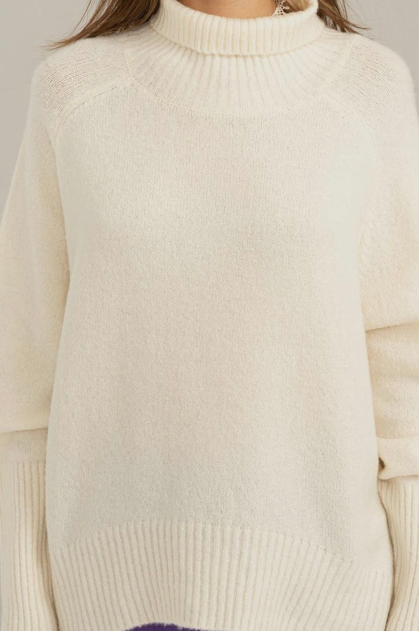 Dream State Turtleneck Long Sleeve Sweater-Cream