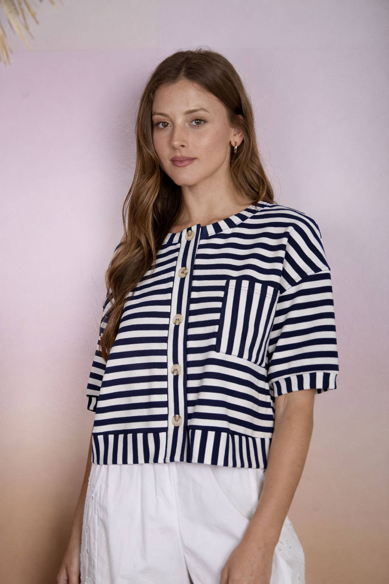 STRIPE PATTERN SHORT SLEEVE BUTTON DOWN KNIT TOP : RED