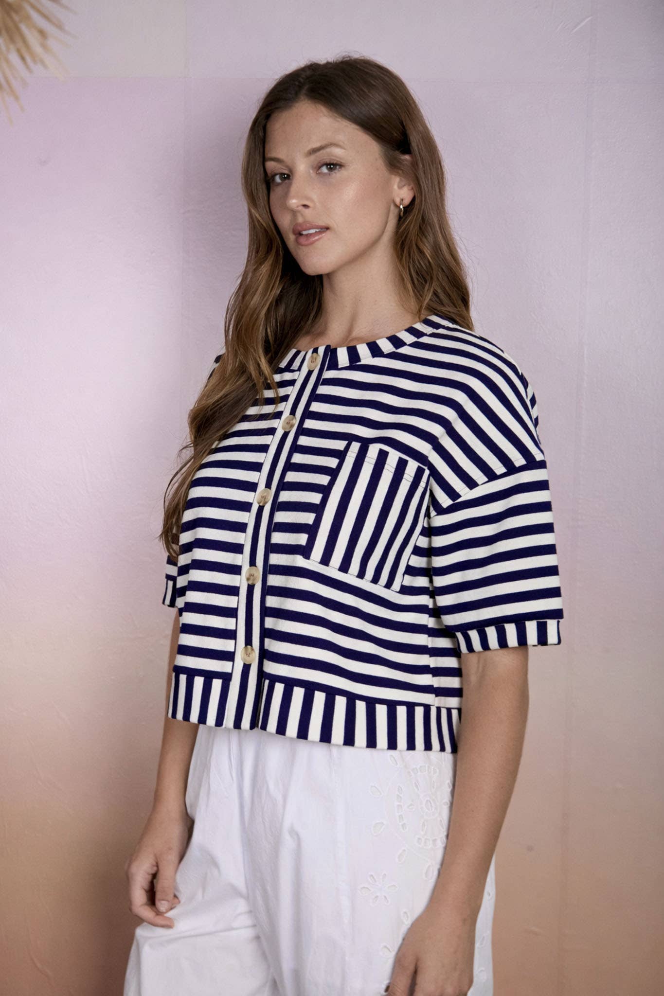 STRIPE PATTERN SHORT SLEEVE BUTTON DOWN KNIT TOP : RED