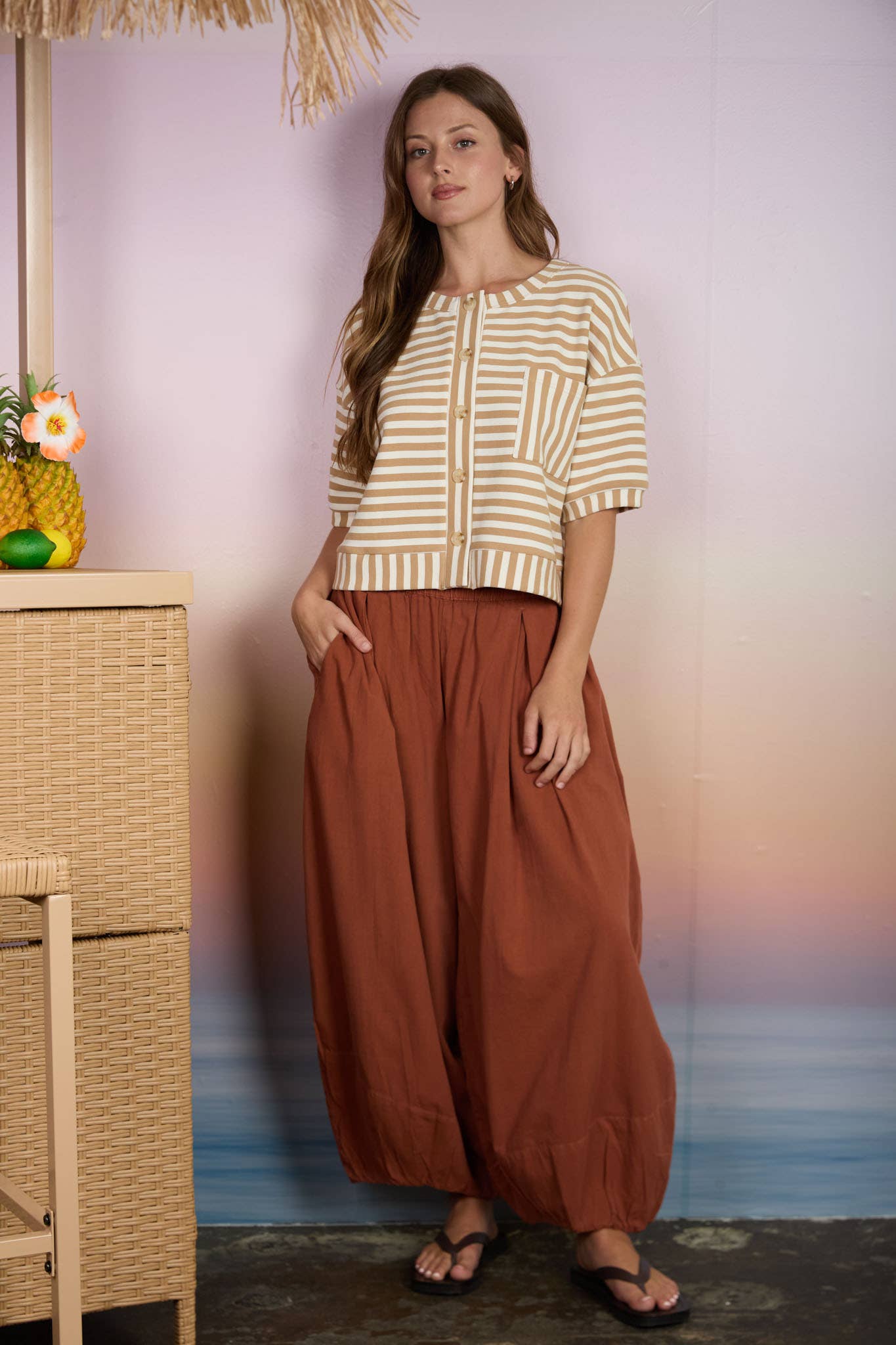 STRIPE PATTERN SHORT SLEEVE BUTTON DOWN KNIT TOP : RED