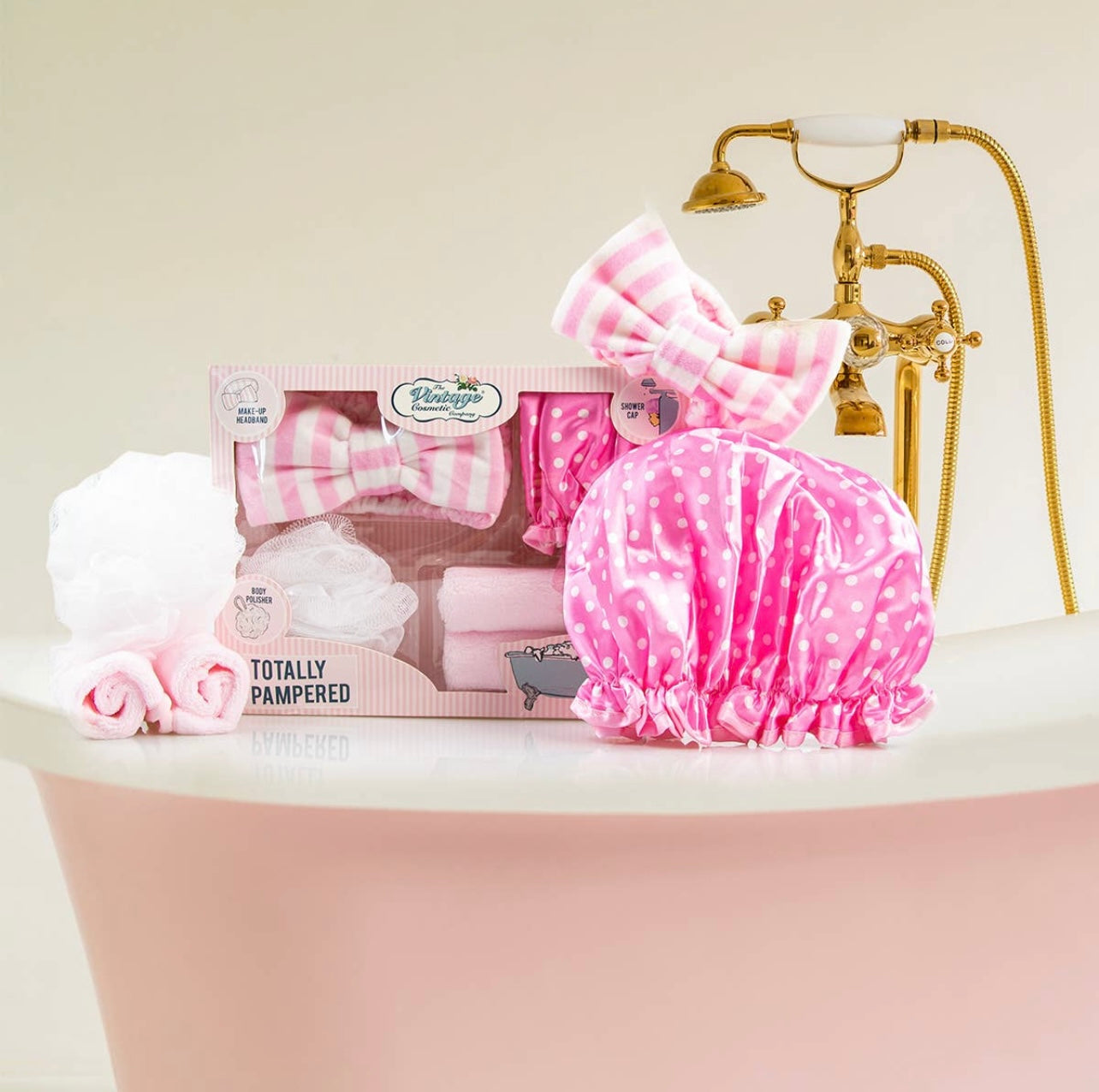 Pink Totally Pampered Essential Bath Gift Set